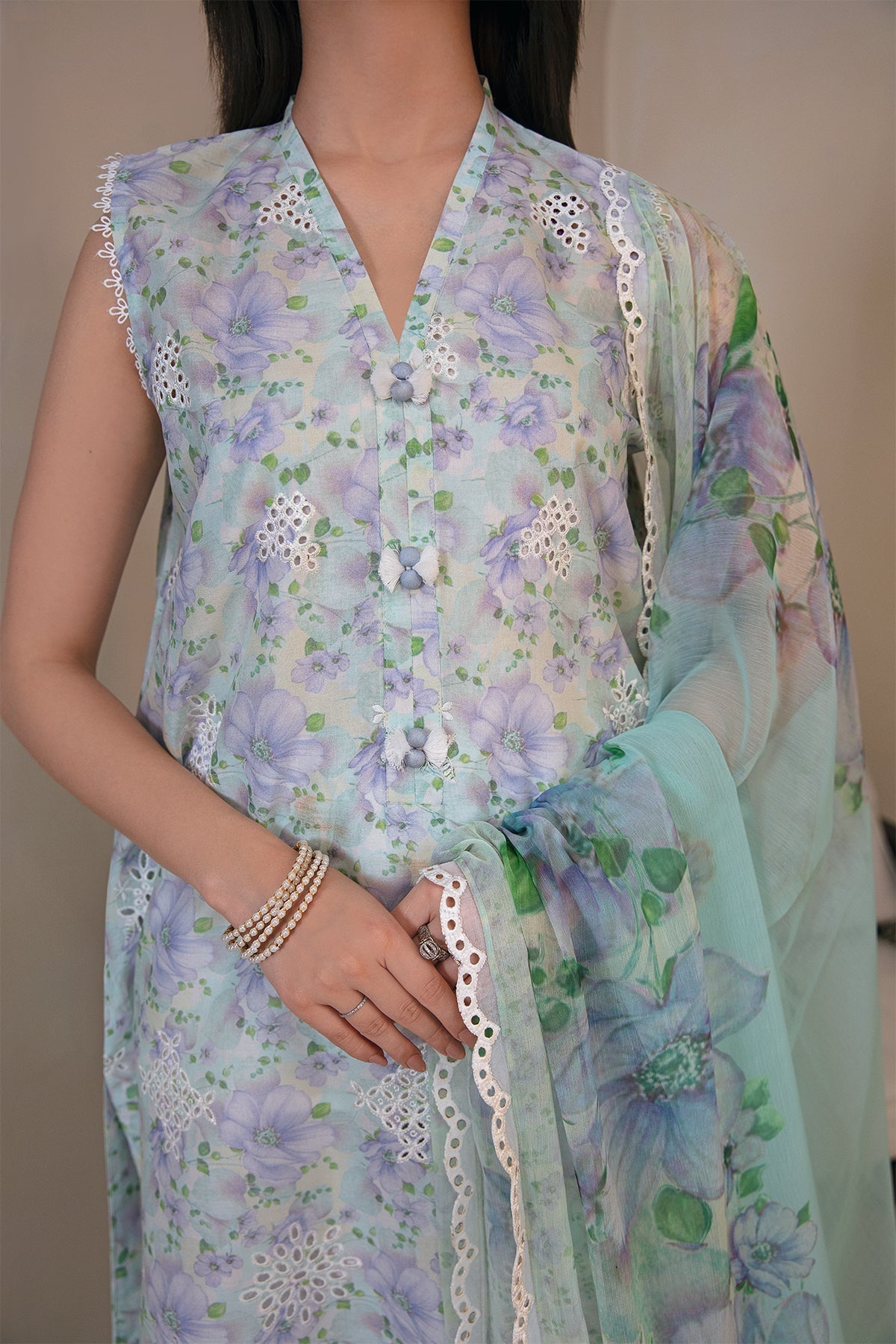 Iznik Print Lawn Embroidered SL-357