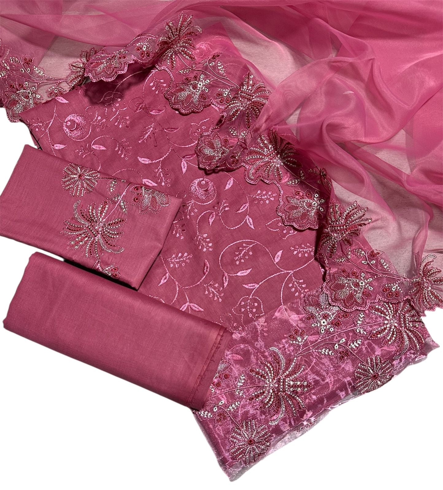 Heavy Embroidered Lawn 3pc