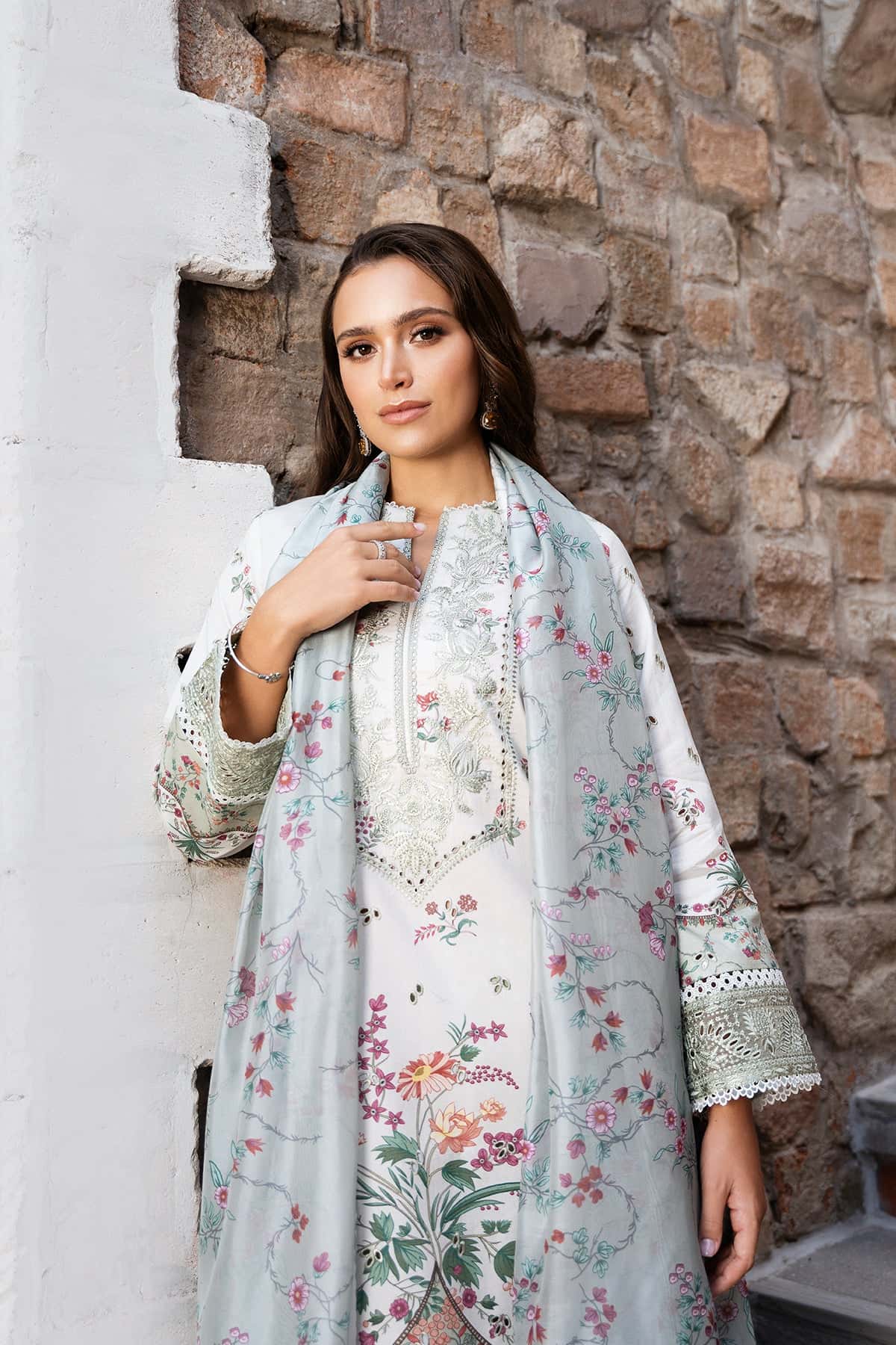 Afrozeh Rosheen A Print Embroidered Lawn SL-9049