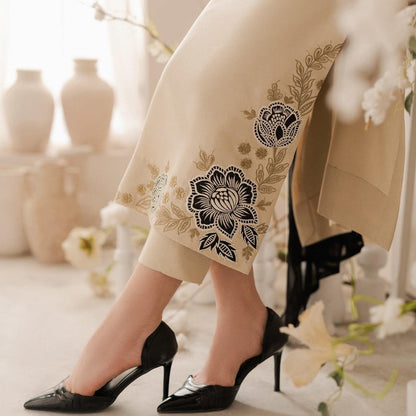 Heavy Embroidered Lawn 3pc