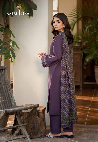 Heavy Embroidered Lawn 3pc