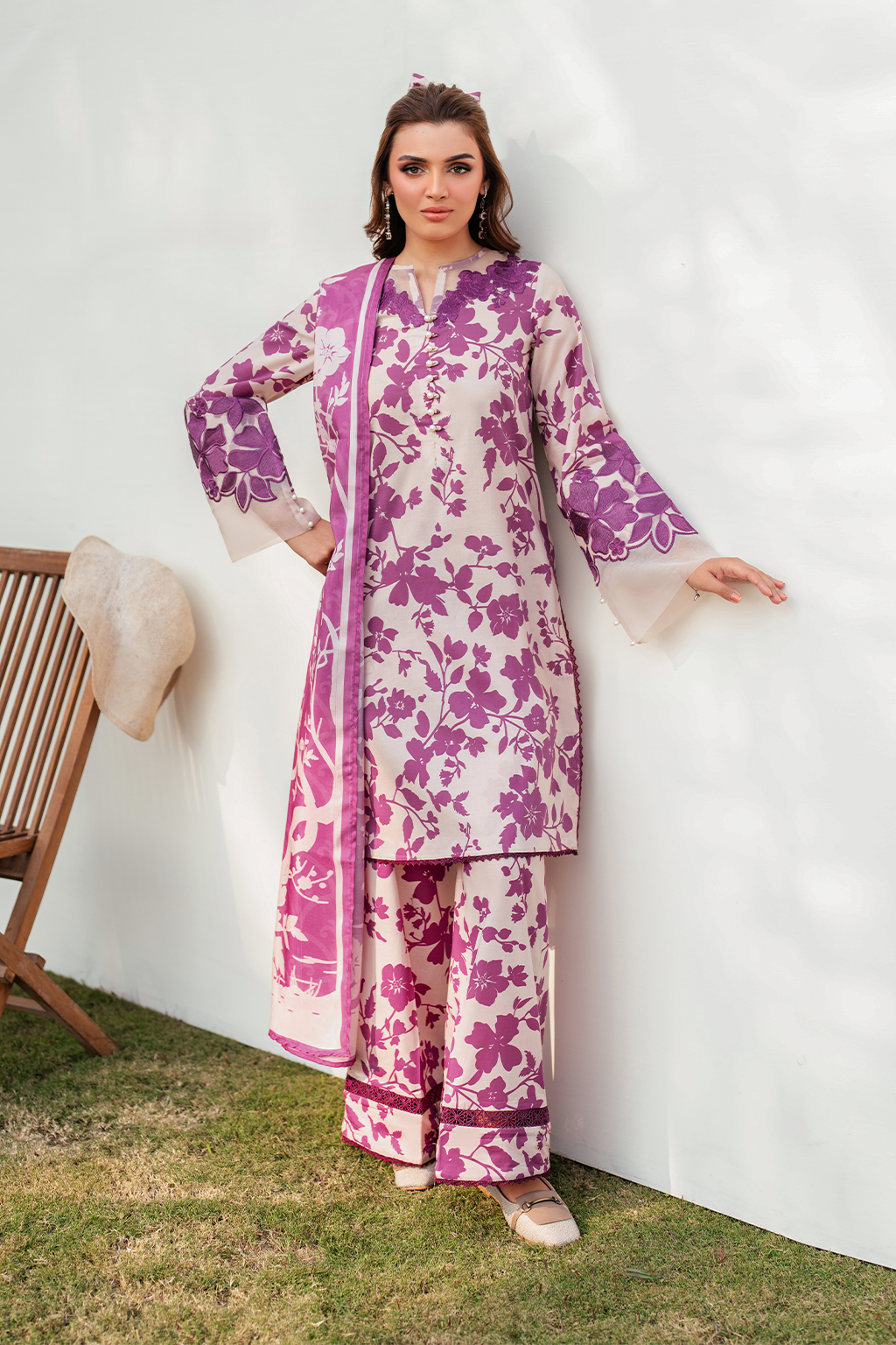 IZNIK-PINK BLOOM-PRINTED EMBROIDERED LAWN 3PC (SL-1755)