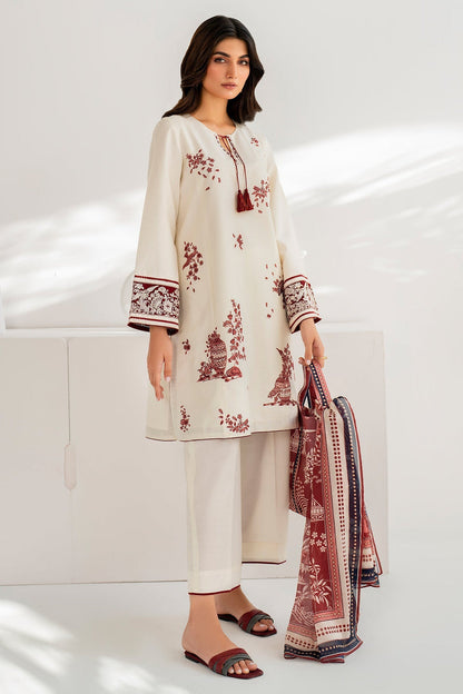 Heavy Embroidered Lawn 3pc