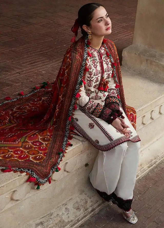 Heavy Embroidered Lawn 3pc
